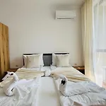 Astoria Ii 54 One Bedroom النايت