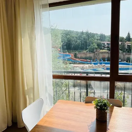 Astoria Ii 54 One Bedroom אלניטה